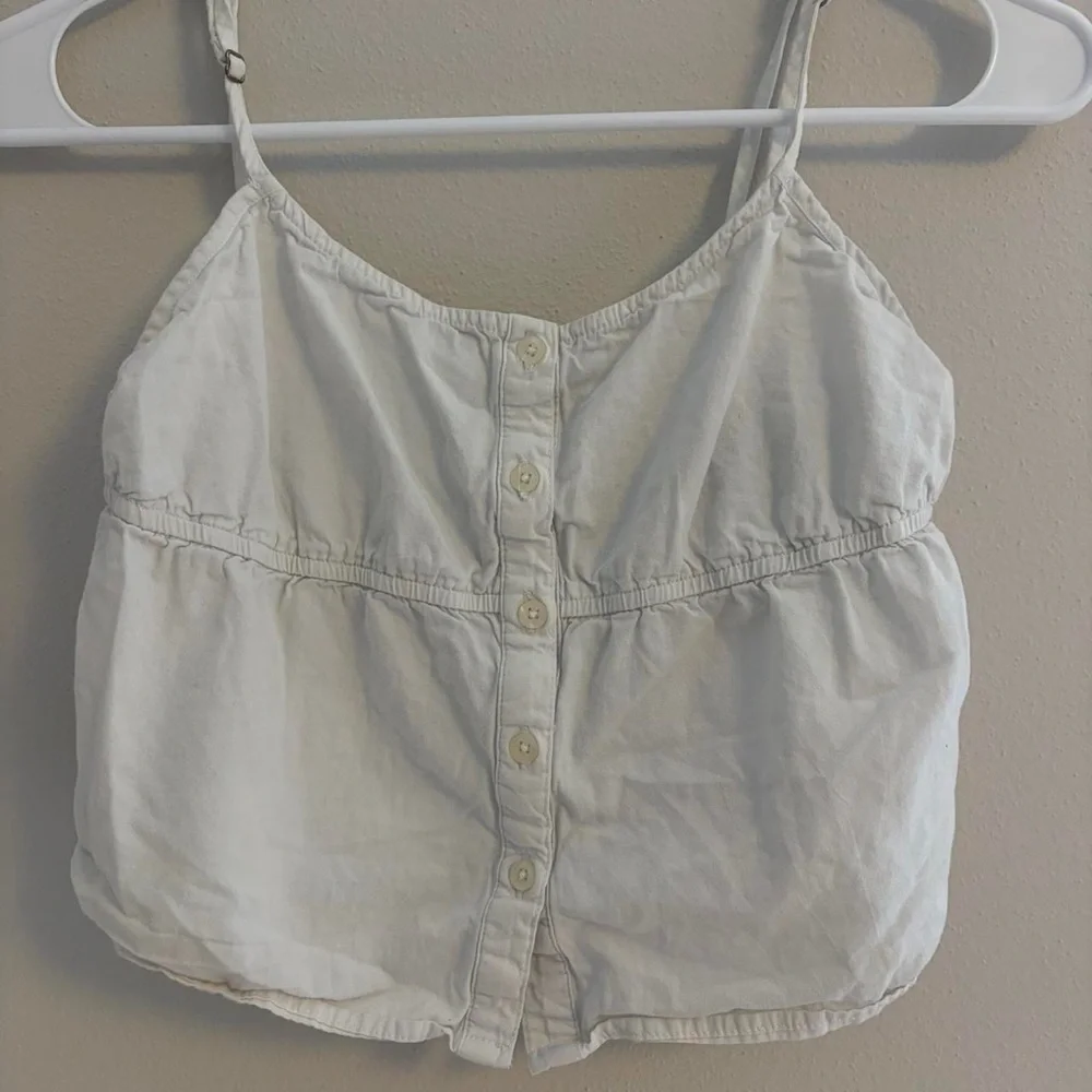 Women’s White Button-Front Spaghetti Strap Top